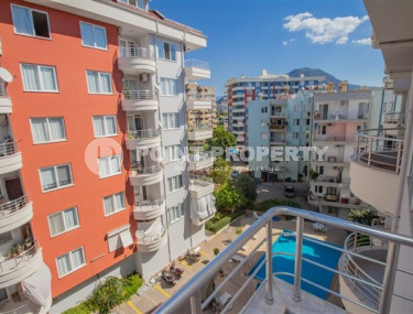 Пятикомнатная двухуровневая квартира с большой площадью 180 м2 в районе Тосмур-id-4138-фото-3