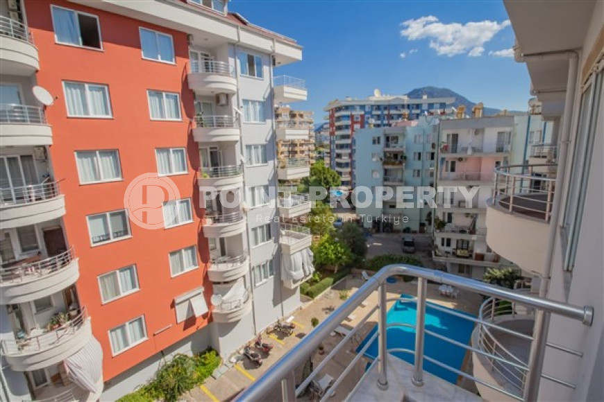 Пятикомнатная двухуровневая квартира с большой площадью 180 м2 в районе Тосмур-id-4138-фото-3