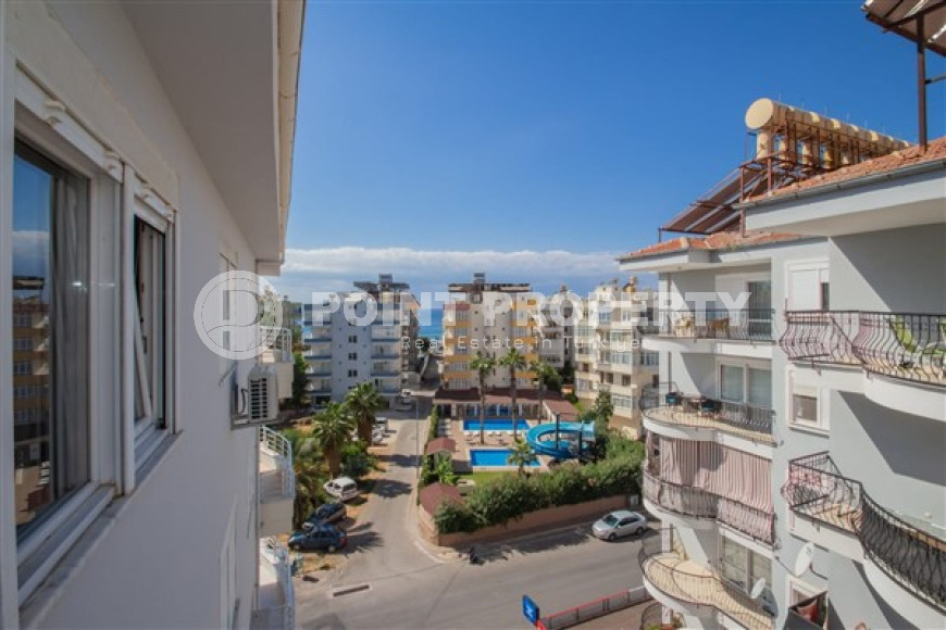 Пятикомнатная двухуровневая квартира с большой площадью 180 м2 в районе Тосмур-id-4138-фото-6