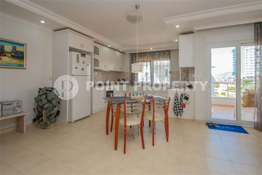 Пятикомнатная двухуровневая квартира с большой площадью 180 м2 в районе Тосмур-id-4138-фото-16