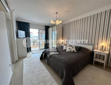 Современная квартира с дизайнерским ремонтом на 6-м этаже с видом на горы и море.-id-4139-фото-4