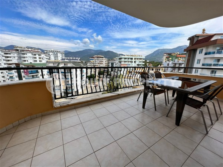 Современная квартира с дизайнерским ремонтом на 6-м этаже с видом на горы и море.-id-4139-фото-11