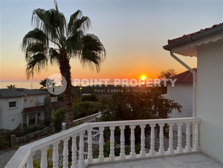 Комфортабельная дуплексная вилла с площадью 220 м2, район Инжекум, Аланья-id-4144-фото-2