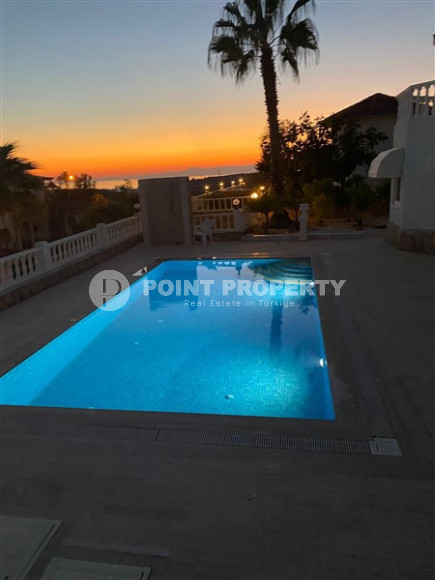 Комфортабельная дуплексная вилла с площадью 220 м2, район Инжекум, Аланья-id-4144-фото-3