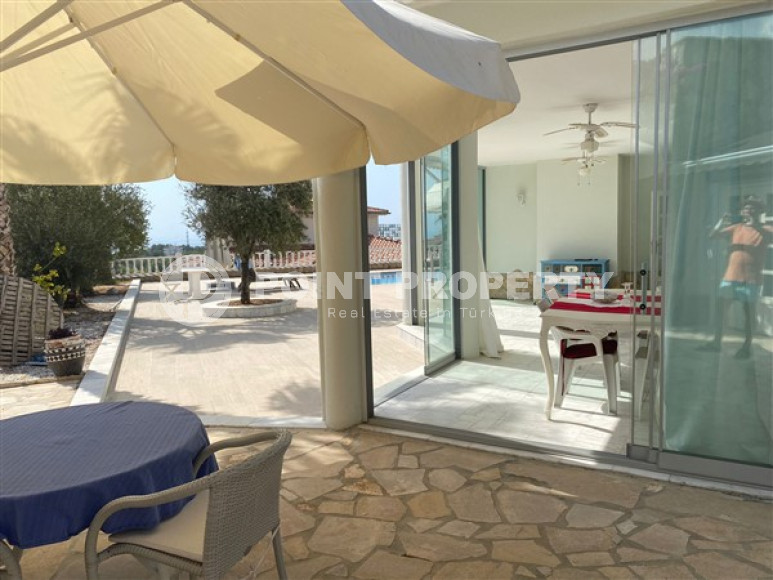 Комфортабельная дуплексная вилла с площадью 220 м2, район Инжекум, Аланья-id-4144-фото-6