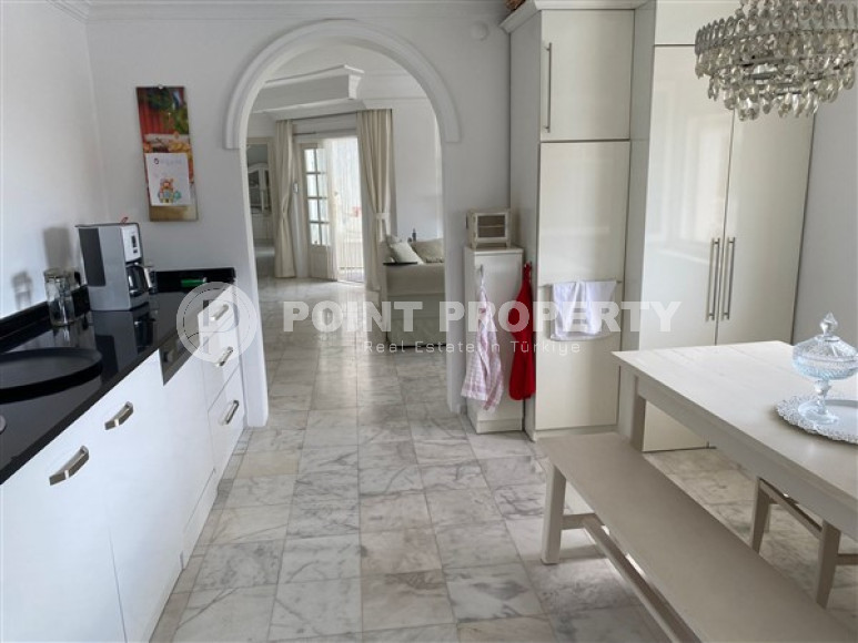 Комфортабельная дуплексная вилла с площадью 220 м2, район Инжекум, Аланья-id-4144-фото-10