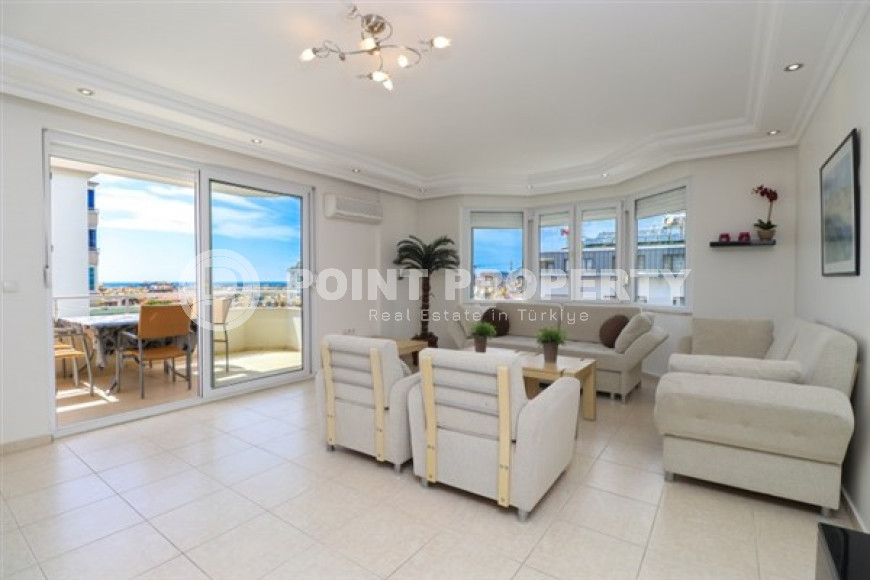 Beautiful three-room apartment with an area of 110 m2 500 meters from Cleopatra Beach, Alanya center-id-4145-photo-1