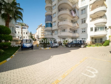 Красивая трёхкомнатная квартира с площадью 110 м2 в 500 метрах от пляжа Клеопатры, центр Аланьи-id-4145-фото-3