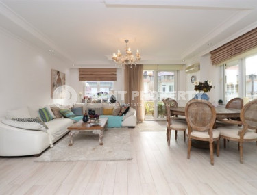 Charming 2+1 apartment with an area of 95 m2, 500 meters from the sea, Alanya center-id-4154-photo-1