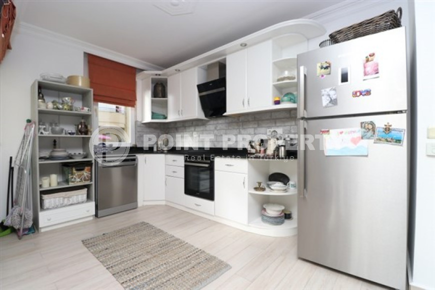 Очаровательная квартира 2+1 с площадью 95 м2 в 500 метрах от моря, центр Аланьи-id-4154-фото-4