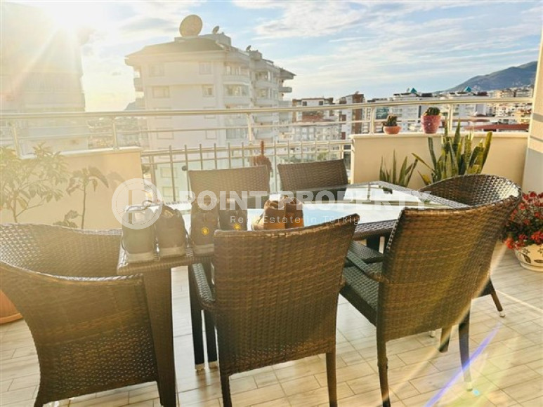 Large two-level apartment on the 10th floor with an attic with panoramic views of the Taurus Mountains. It is possible to obtain a residence permit.-id-4157-photo-11