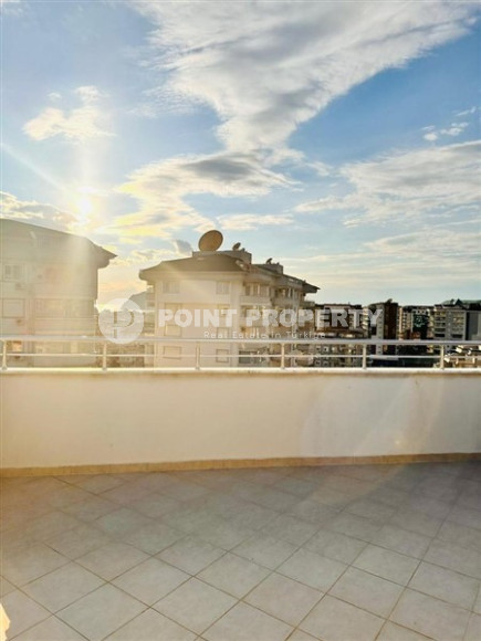 Large two-level apartment on the 10th floor with an attic with panoramic views of the Taurus Mountains. It is possible to obtain a residence permit.-id-4157-photo-13