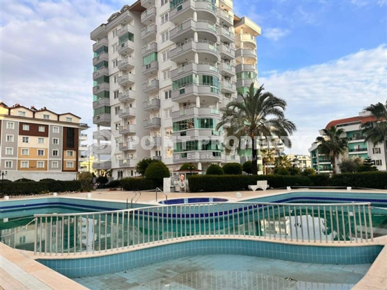 Large two-level apartment on the 10th floor with an attic with panoramic views of the Taurus Mountains. It is possible to obtain a residence permit.-id-4157-photo-16