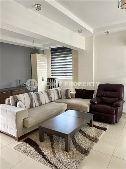 Apartment with two bedrooms in the very center of Alanya and 250 meters from Cleopatra Beach.-id-4160-photo-2