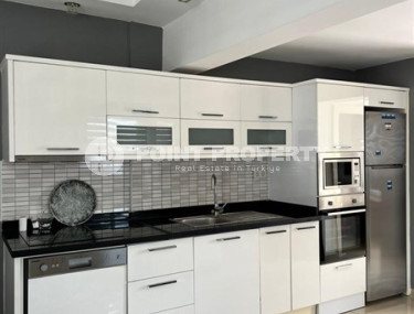 Apartment with two bedrooms in the very center of Alanya and 250 meters from Cleopatra Beach.-id-4160-photo-4