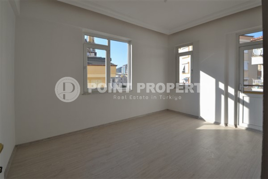 Прелестная квартира в центре Аланьи с площадью 155 м2. Продается без мебели.-id-4166-фото-8