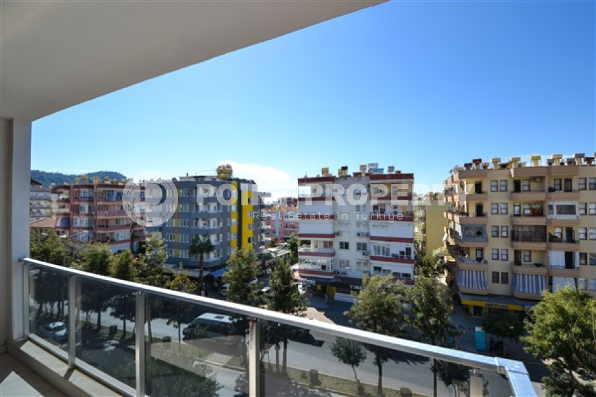 Comfortable 2+1 apartment with an area of 85 m2 in the Cleopatra Beach area, Alanya center-id-4167-photo-7