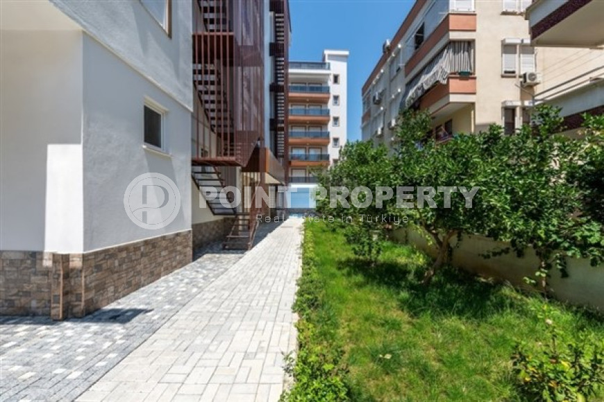 Comfortable 2+1 apartment with an area of 85 m2 in the Cleopatra Beach area, Alanya center-id-4167-photo-11