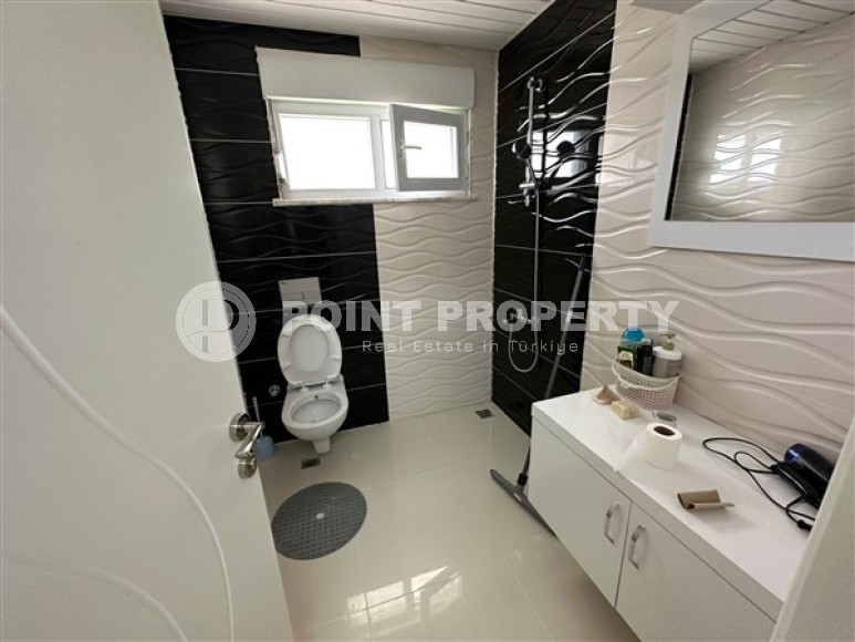 Two-level four-room apartment with furniture on the 11th floor of a high-rise complex in the Mahmutlar area-id-4169-photo-5