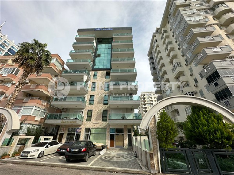 Two-level four-room apartment with furniture on the 11th floor of a high-rise complex in the Mahmutlar area-id-4169-photo-12