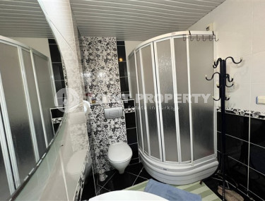 Spacious 3+1 apartment with an area of 150 m2 100 meters from the sea, Mahmutlar-id-4170-photo-3