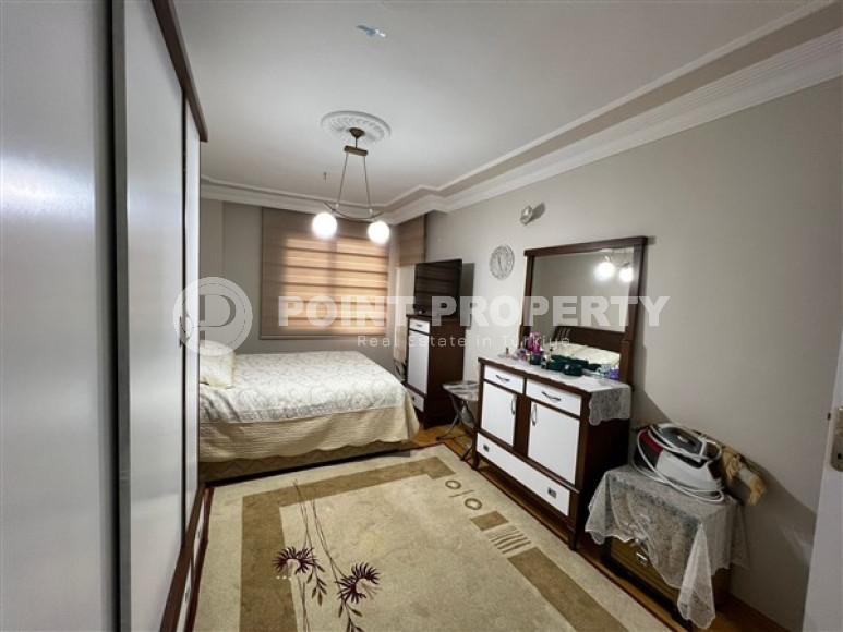 Spacious 3+1 apartment with an area of 150 m2 100 meters from the sea, Mahmutlar-id-4170-photo-4