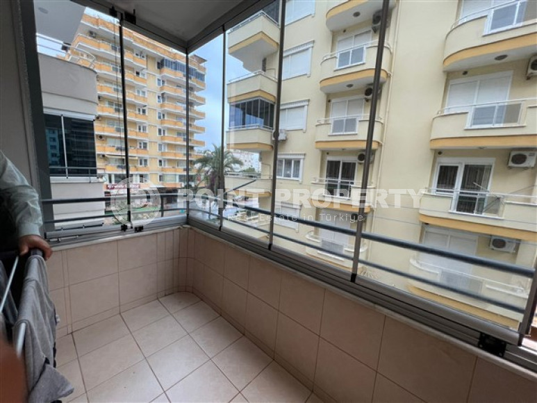 Spacious 3+1 apartment with an area of 150 m2 100 meters from the sea, Mahmutlar-id-4170-photo-6