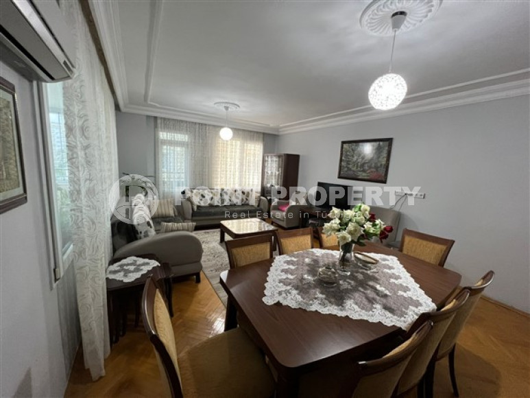 Spacious 3+1 apartment with an area of 150 m2 100 meters from the sea, Mahmutlar-id-4170-photo-9