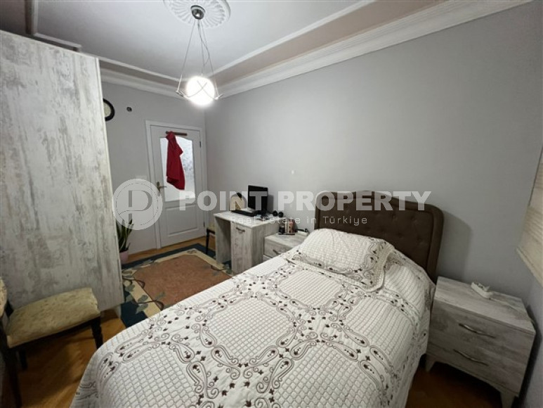 Spacious 3+1 apartment with an area of 150 m2 100 meters from the sea, Mahmutlar-id-4170-photo-12