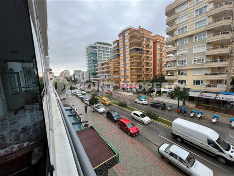 Spacious 3+1 apartment with an area of 150 m2 100 meters from the sea, Mahmutlar-id-4170-photo-13