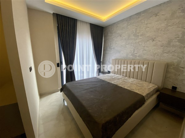 Modern duplex apartment 3+1 with an area of 215 m2 in the Oba area-id-4171-photo-12