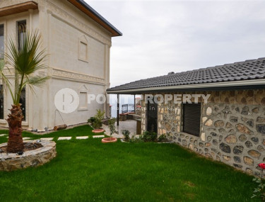 Duplex villa 3+1 with an area of 150 m2 in the picturesque area of Gazipaşa-id-4172-photo-5