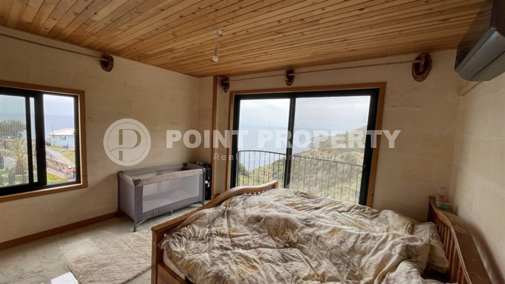 Duplex villa 3+1 with an area of 150 m2 in the picturesque area of Gazipaşa-id-4172-photo-23