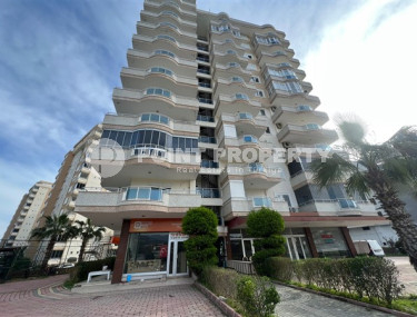 Well-maintained and inexpensive three-room apartment on the 8th floor in the Mahmutlar area-id-4173-photo-1