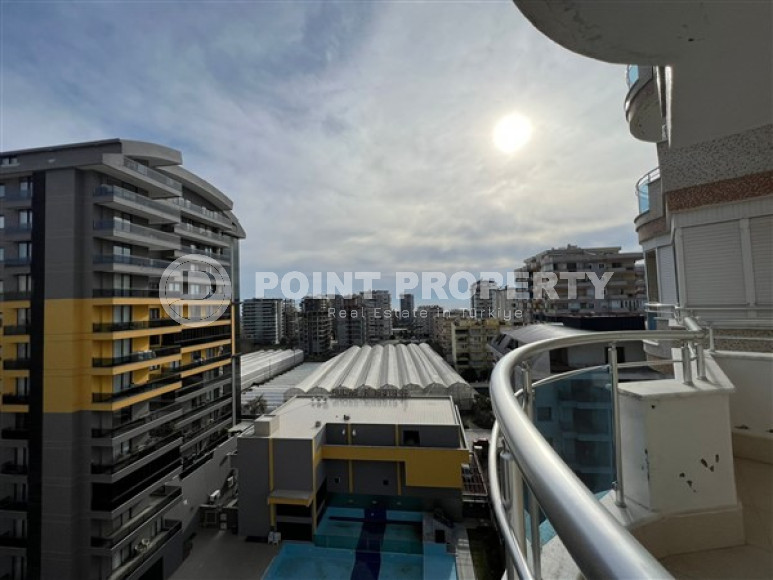 Well-maintained and inexpensive three-room apartment on the 8th floor in the Mahmutlar area-id-4173-photo-12