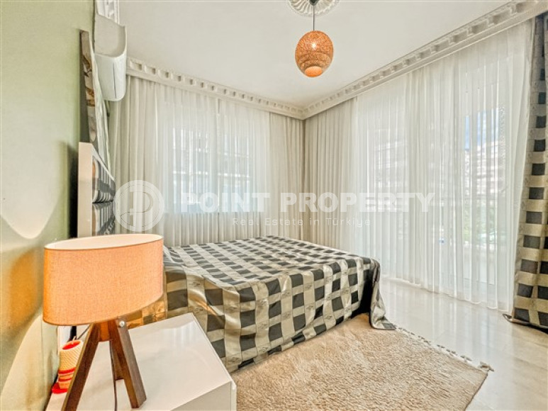 Прекрасная светлая квартира 2+1 с мебелью и бытовой техникой в центре района Махмутлар.-id-4175-фото-4