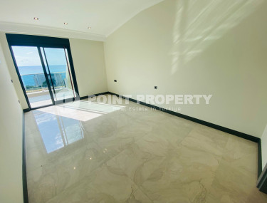 Дуплекс 2+1 на 5-м этаже с мансардой с невероятным панорамным видом на море.-id-4176-фото-5