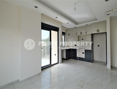 Небольшая квартира с чистовой отделкой на 1-м этаже дома, введенного в эксплуатацию в 2022 году.-id-4180-фото-2