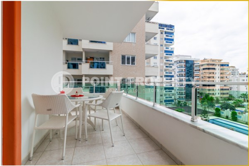 Modern two-bedroom apartment 400 meters from the sea in the popular Mahmutlar area.-id-4182-photo-9