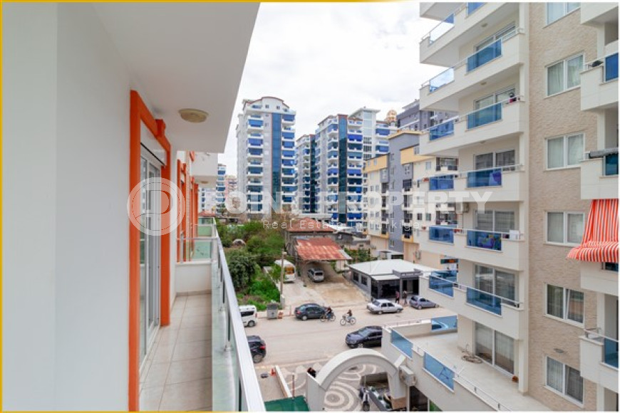 Modern two-bedroom apartment 400 meters from the sea in the popular Mahmutlar area.-id-4182-photo-11