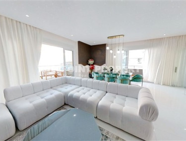 Роскошный триплекс с дизайнерским ремонтом на 9-и и 10-м этажах с мансардой с невероятными панорамными видами на море.-id-4183-фото-4