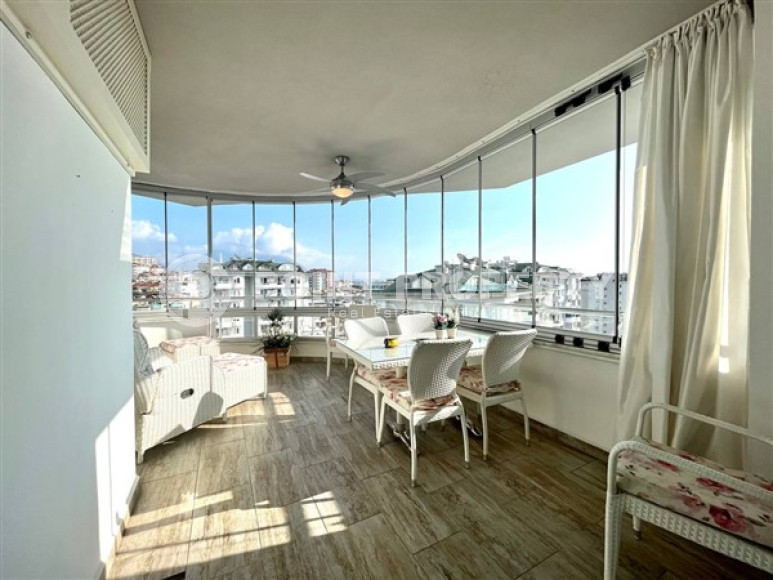 Royal penthouse with 4+1 layout and area of 225 m2 in Cikcilli area-id-4185-photo-10