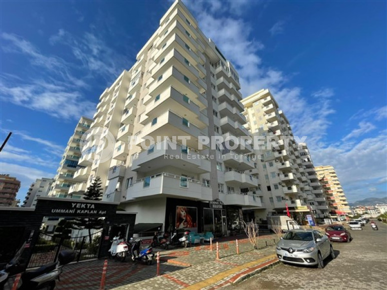 Comfortable three-room apartment 110 m2 with two balconies, Mahmutlar district-id-4186-photo-3