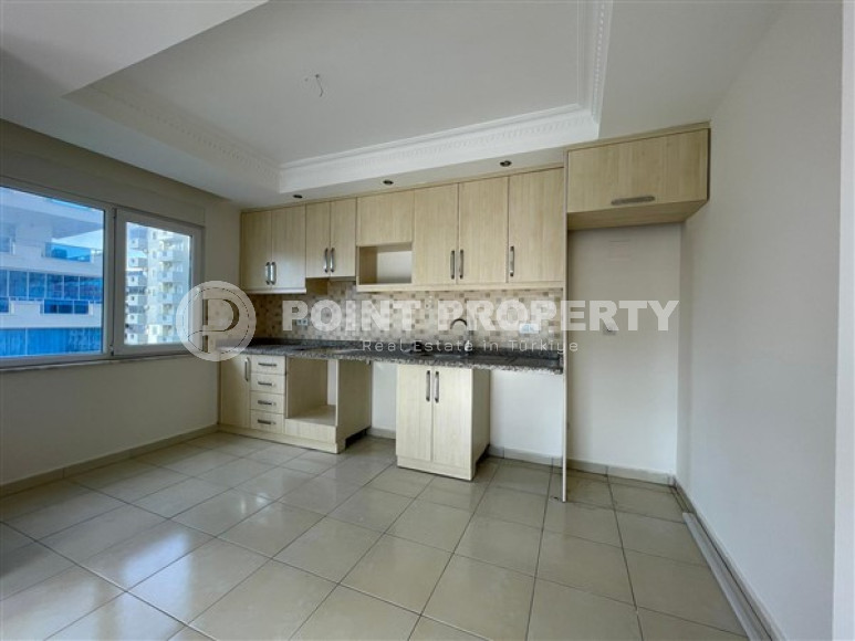 Comfortable three-room apartment 110 m2 with two balconies, Mahmutlar district-id-4186-photo-5