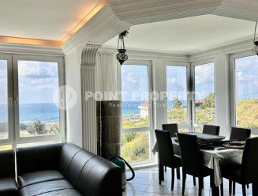 Очаровательная триплексная вилла с площадью 180 м2 и тремя ванными комнатами в районе Демирташ-id-4188-фото-2