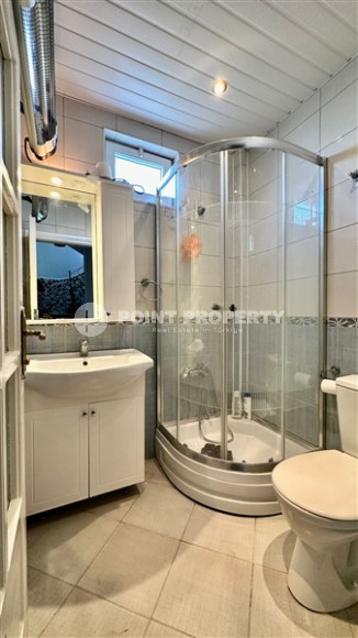 Очаровательная триплексная вилла с площадью 180 м2 и тремя ванными комнатами в районе Демирташ-id-4188-фото-14