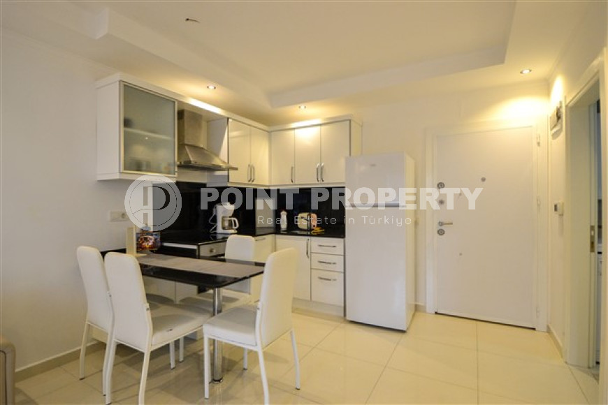 Апартаменты с хорошим ремонтом, с мебелью и техникой в 300 от моря в центре Аланьи.-id-4192-фото-2