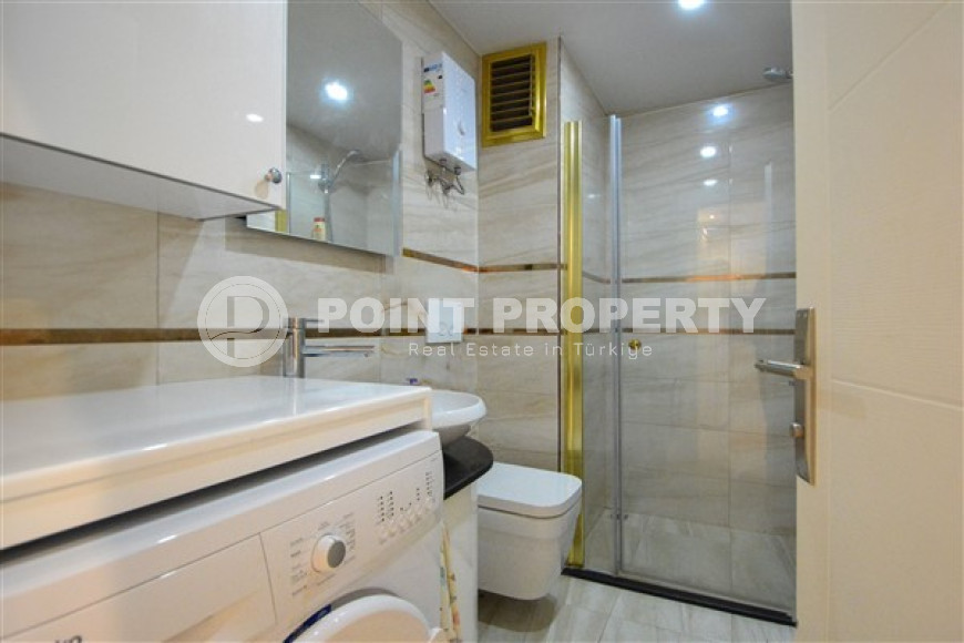 Апартаменты с хорошим ремонтом, с мебелью и техникой в 300 от моря в центре Аланьи.-id-4192-фото-4