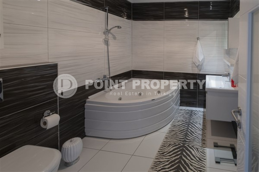 Дуплексная четырёхкомнатная квартира 250 м2 с мебелью, район Джикджилли-id-4193-фото-12