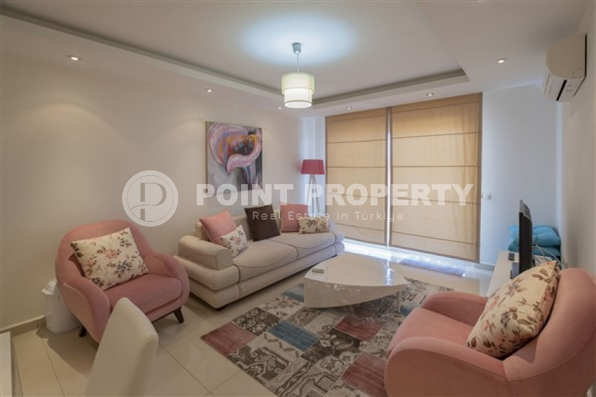 Bright panoramic one bedroom apartment in a quiet area of Cikcilli.-id-4194-photo-2